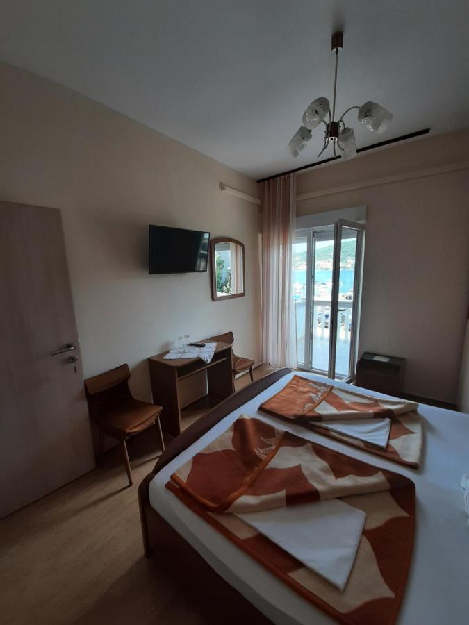 Anka Bunic Bed & Breakfast Rab Town Exterior photo