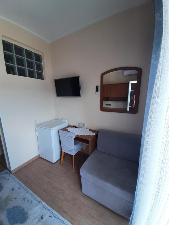 Anka Bunic Bed & Breakfast Rab Town Exterior photo